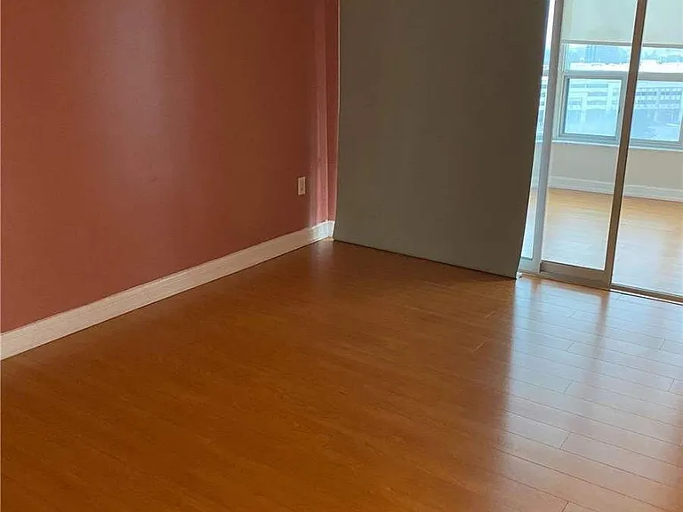 24 Hanover Rd #908 — Photo 4
