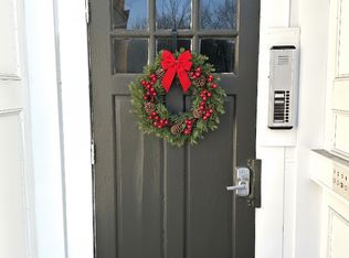 1076 Washington St APT 3, Norwood, MA 02062