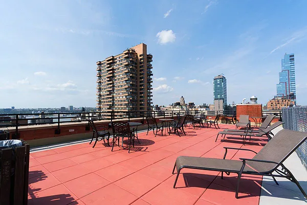 Rented by Boulevard Residentials | media 16