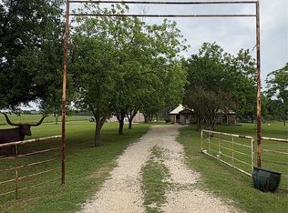 510 Old Sawmill Rd, Axtell, TX 76624