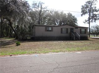 1105 Cr 482c, Lake Panasoffkee, FL 33538