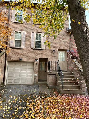 2272 Mowat Ave #42 Photo 1 2272 Mowat Ave #42 Photo 1