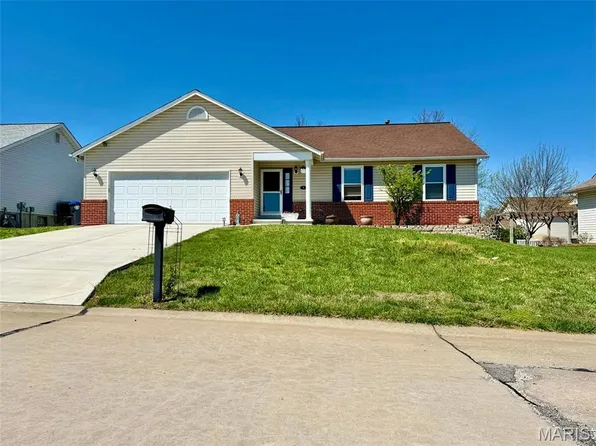 5 Covered Wagon Trail Ct, Saint Peters, MO 63376