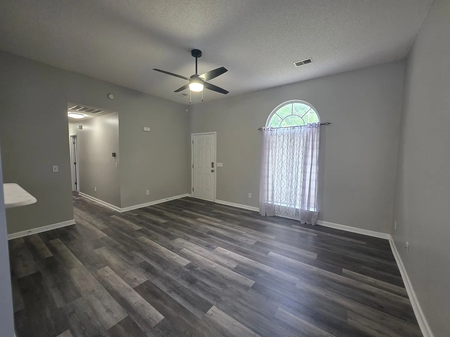 1653 Kennerly Road — Photo 4