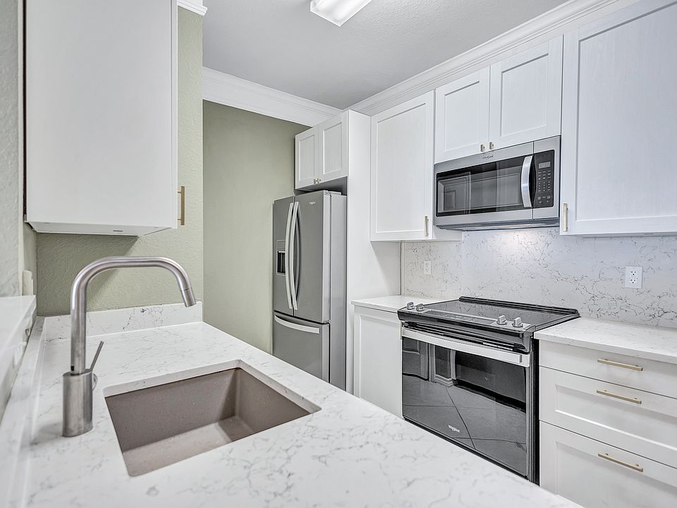 1st image of 4305 Bayside Village Dr APT 103