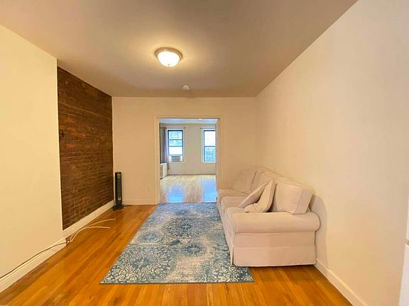 4th image of 419 3rd Ave APT 5C