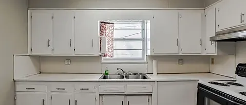 310 Stanley Ave — Photo 69