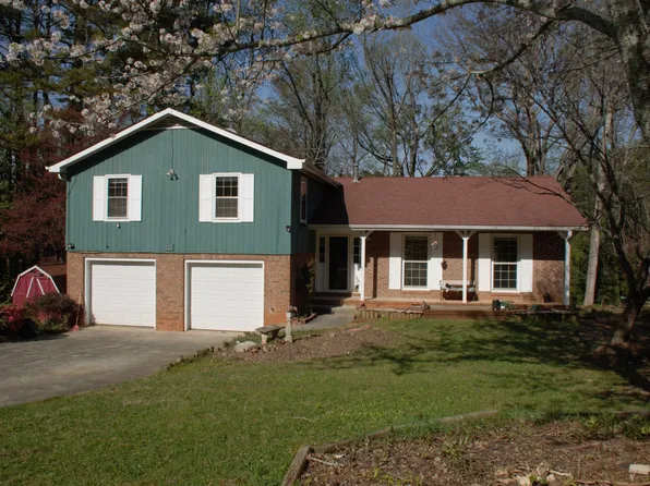 316 Shiloh Hills Dr NW, Kennesaw, GA 30144