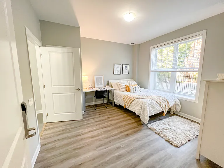 310 Georgian Dr #103 — Photo 6