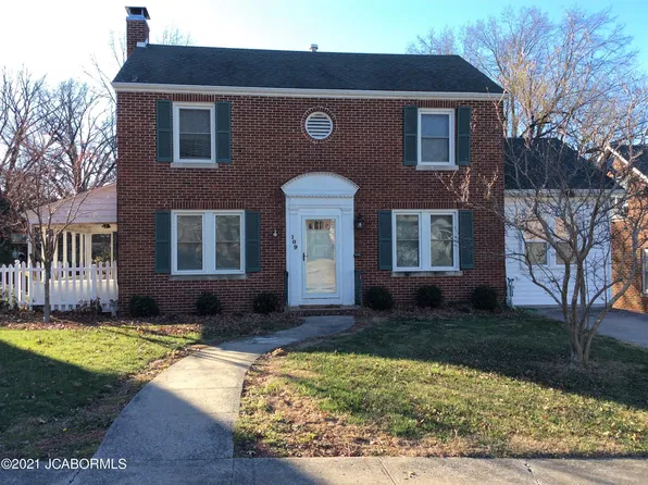 109 Douglas Dr, Jefferson City, MO 65109