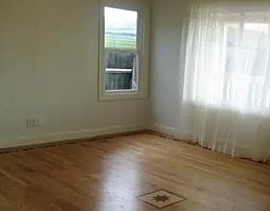 1st image of 2347 Roosevelt Ave