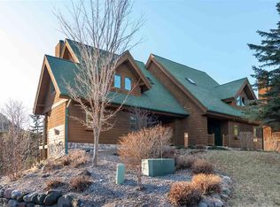 675 Moose Mountain Dr, Lutsen, MN 55612