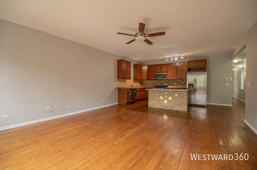 Three bed duplex down available 9/1 — Photo 2