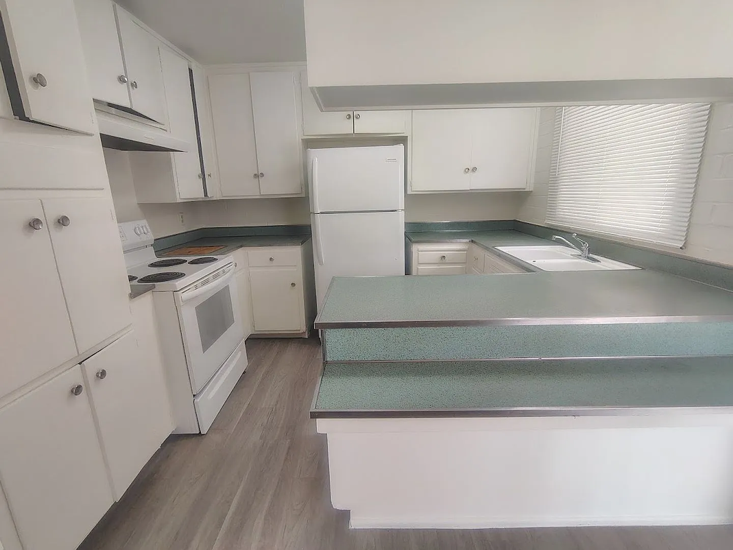 1629 N. Highland Avenue 85719 — Photo 4