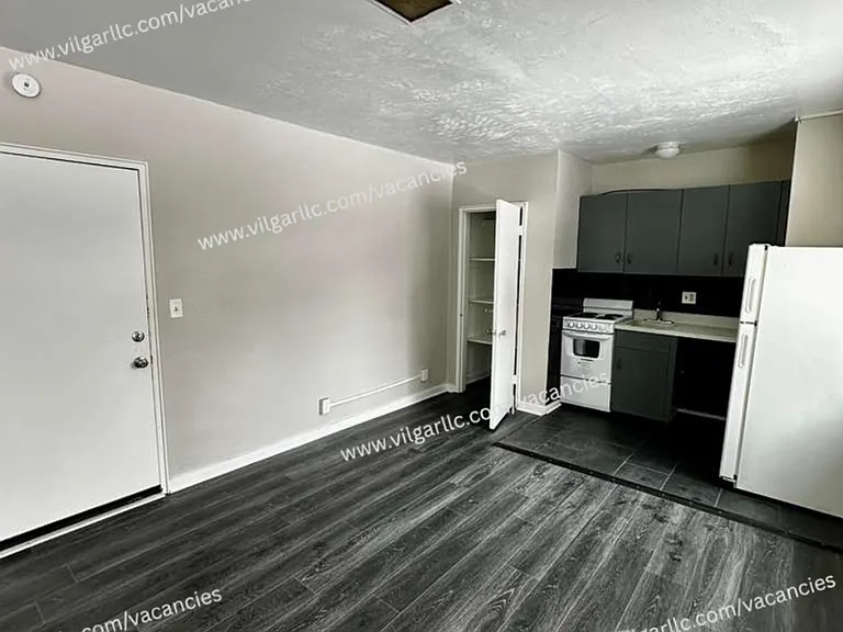 1520 Monroe St — Photo 7