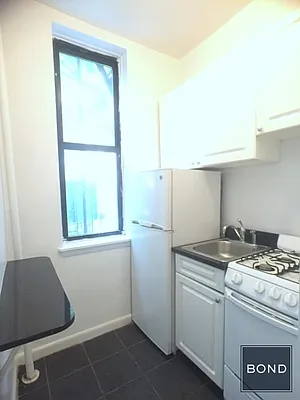 Rented by Bond New York | media 14