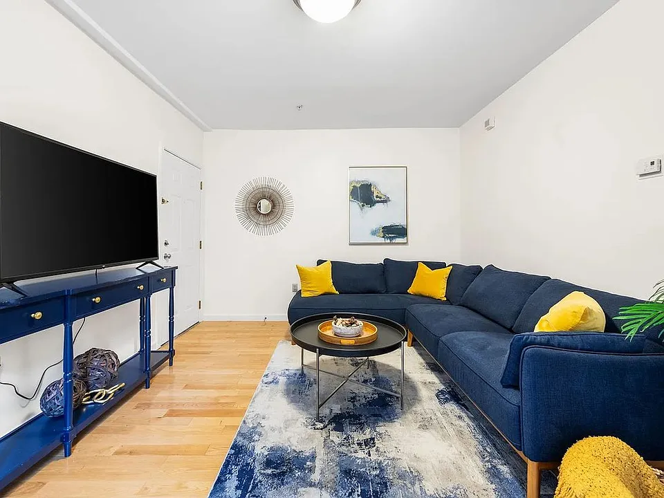 49 Cedar St #2