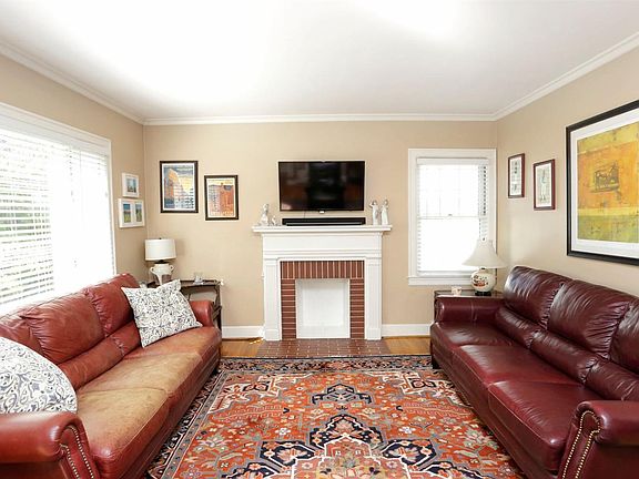 5th image of 419 Kingswood