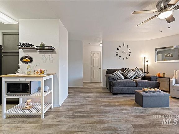 5th image of 4853 W Mystic Cove Way