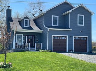 390 Croshaw Rd, Wrightstown, NJ 08562