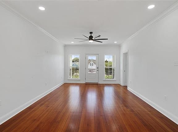 3rd image of 331 Harrison Ave