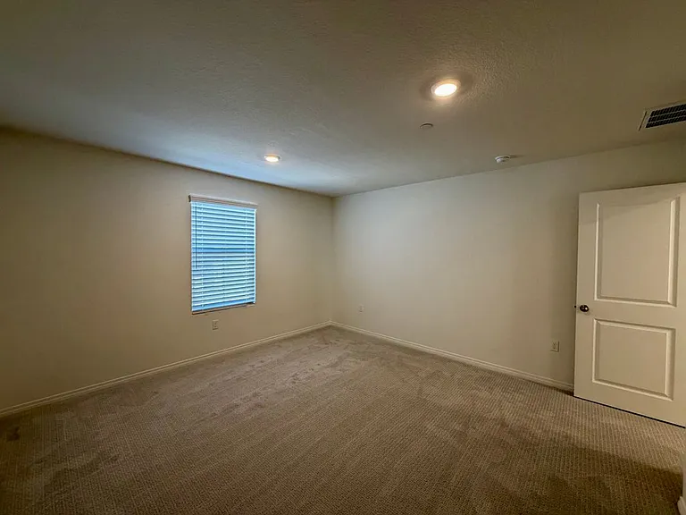 9643 Babaco St — Photo 10