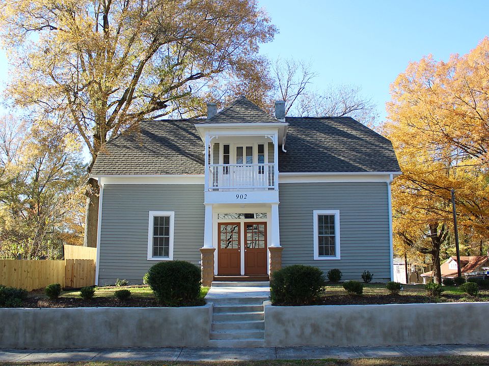 Front view from street