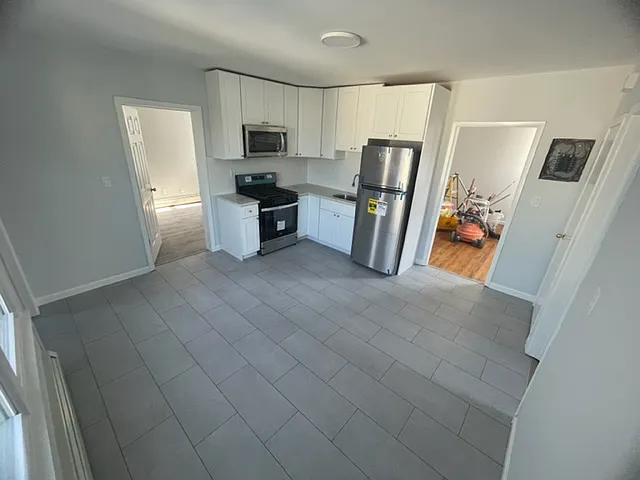 33 Union Ln #3 — Photo 2