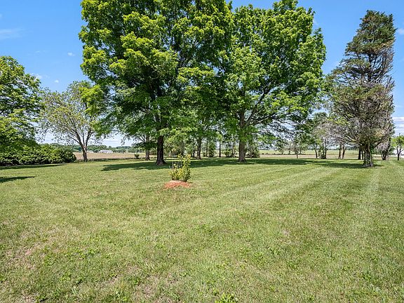 72nd image of 162 Grizzell Ln