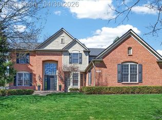 1113 Miners Run, Rochester, MI 48306