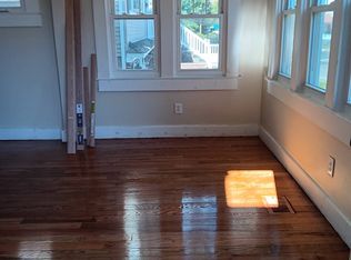 11 Essex Ave, Maplewood, NJ 07040