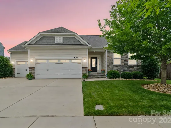 2112 Balting Glass Dr, Indian Trail, NC 28079