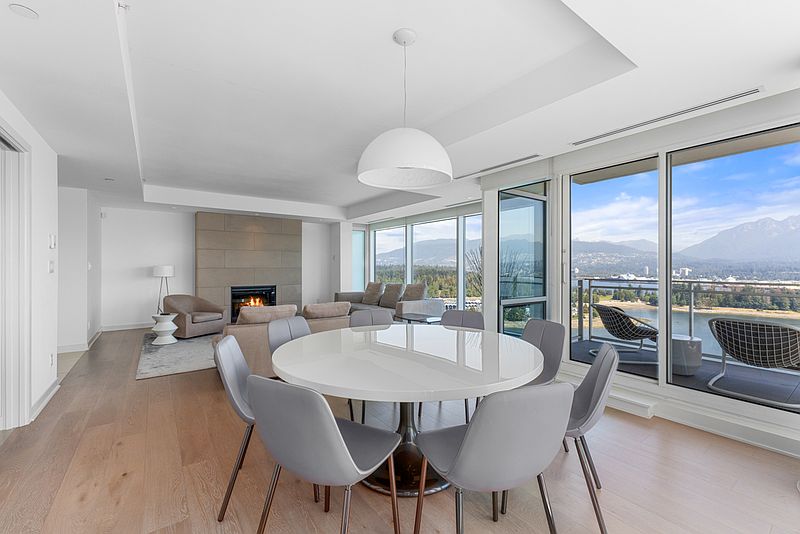 Vancouver Apartment for rent - 2 Bedrooms — photo 16