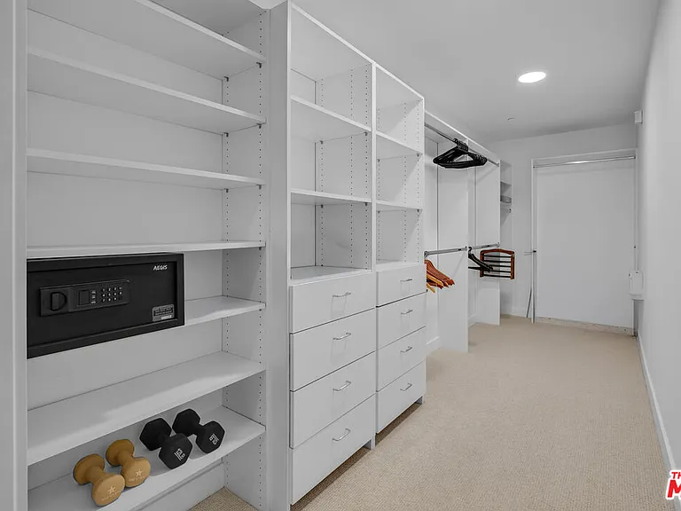 855 N Croft Ave #206 — Photo 15