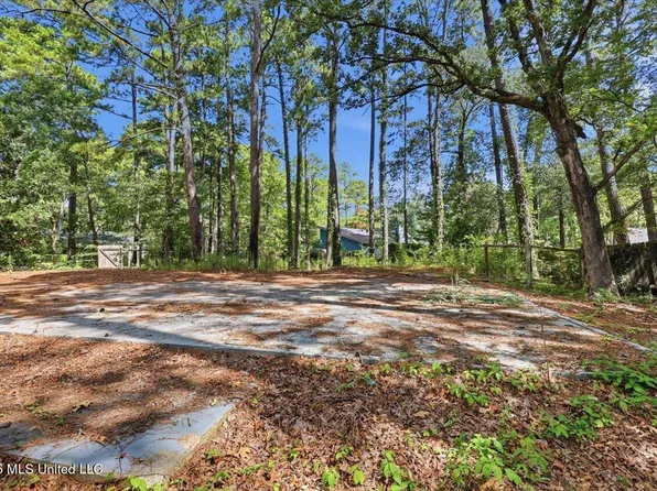 138 Dogwood Cir, Brandon, MS 39047