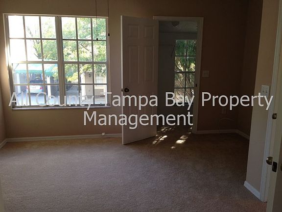 5th image of 6913 Lakeview Ct