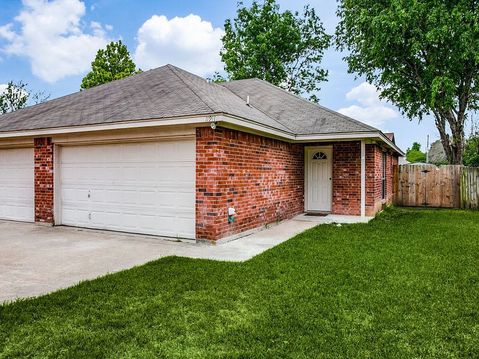 1st image of 11911 Clovite Ct