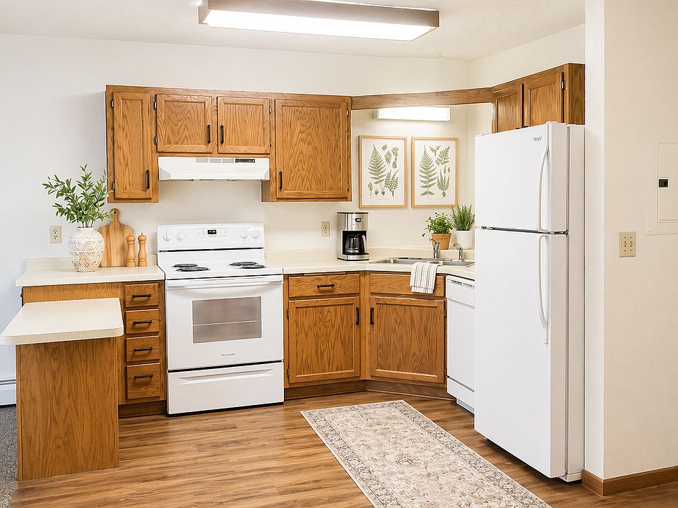 1st image of 609 Main St S #2054daba2