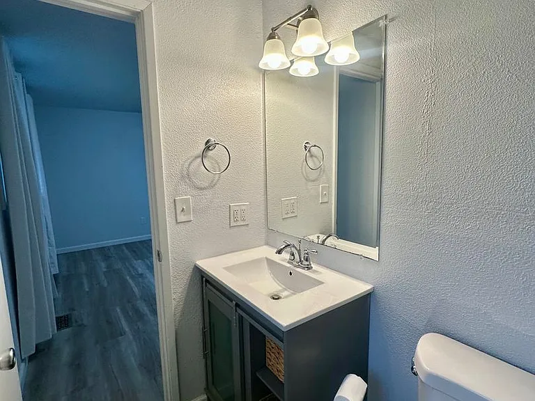5218 Barry Ave — Photo 22