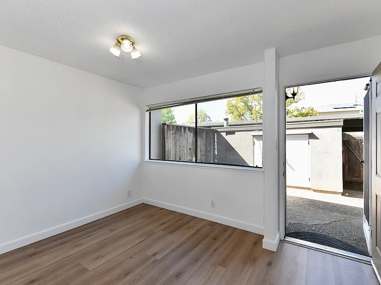 3636 Shelter Creek Dr — Photo 15