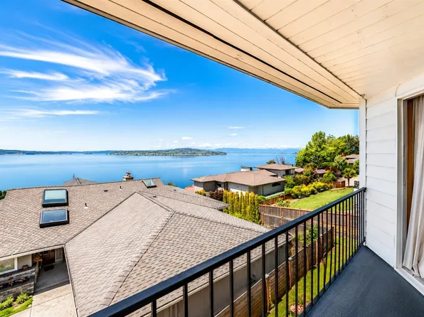 41 Leschi Drive, Steilacoom, WA 98388