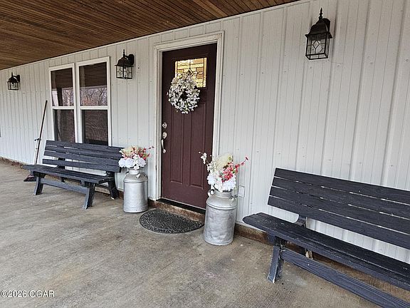 2nd image of 5711B Westview Rd