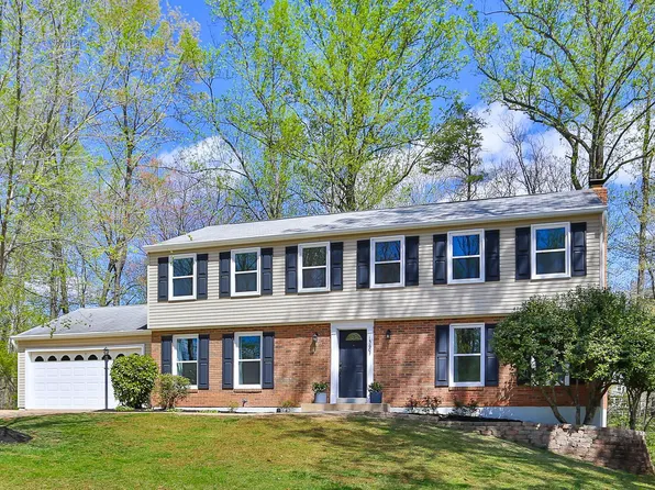 15607 Rhame Dr, Dumfries, VA 22025