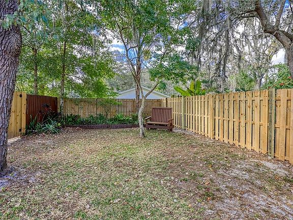 4th image of 3971 Haynes Cir