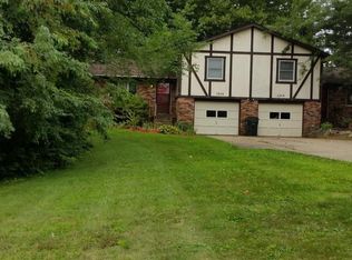 1216 Carnwise St SW, Canton, OH 44706