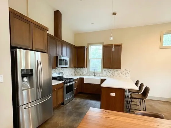 2912 E 12th St #A, Austin, TX 78702