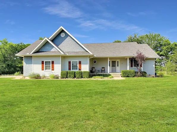 1717 Cedar Ridge Rd, Parsons, KS 67357