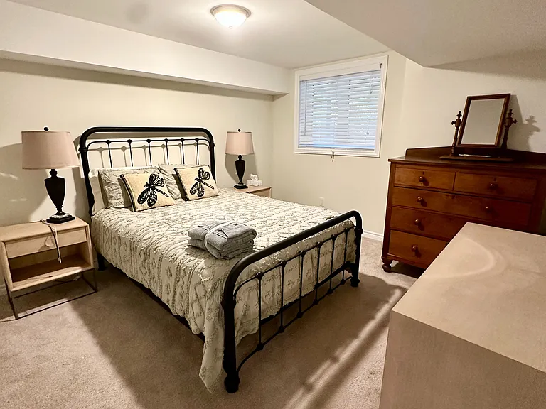 8 Robbie Way — Photo 18