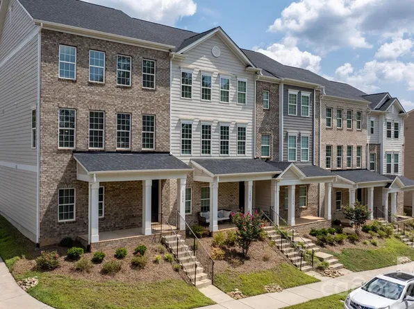 13924 Winmau Ln #10, Huntersville, NC 28078