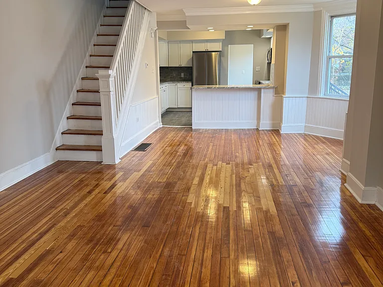 1901 Huddle St — Photo 3